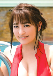 柳瀬さきのグラビア動画『ずっと笑顔で #4』太陽のような笑顔と圧巻ボディ 4_1764007333