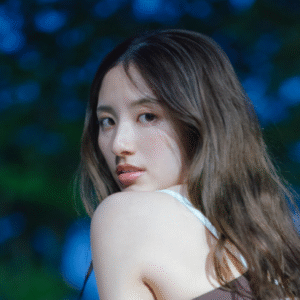 【デジタル限定】大和田南那写真集「深い森の中で」 eyecatch_sample_image_03_20251117232055
