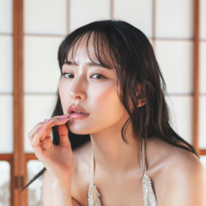 【デジタル限定】高崎かなみ写真集「ヤバすぎるよ、高崎かなみ!」 eyecatch_sample_image_02_20251215231134