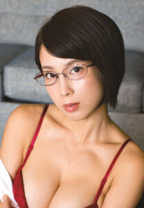 犬童美乃梨『みのリズム #4』グラビア動画で魅せる!ショート美人と圧巻ボディの共演 4_1769062123